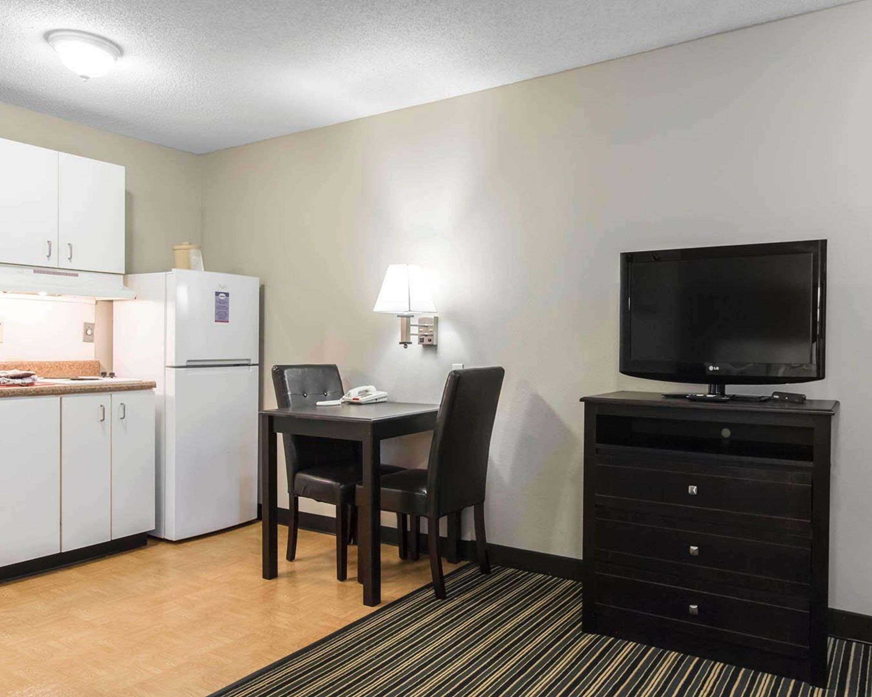 Suburban Extended Stay Hotel Naval Base Area Warrington Luaran gambar