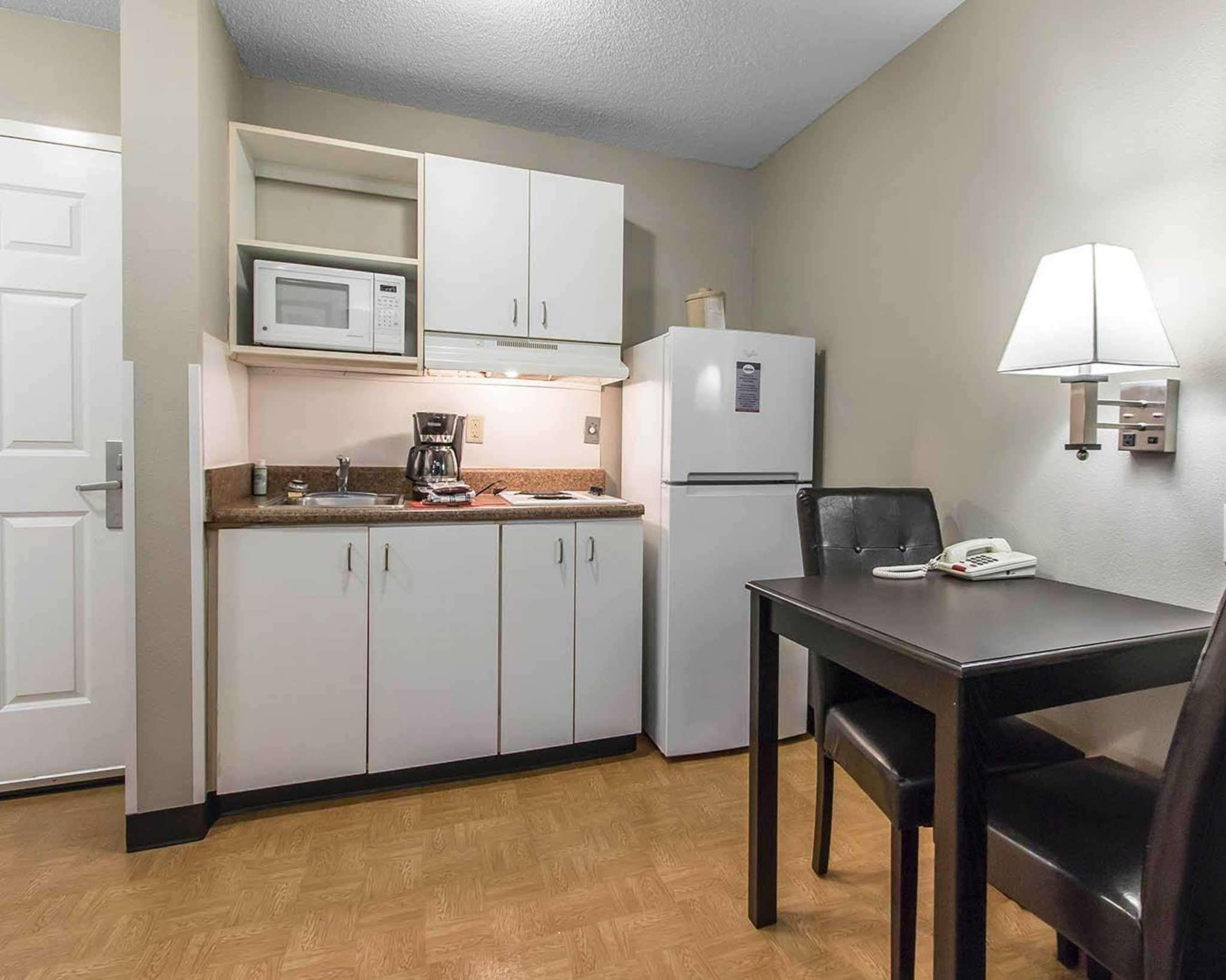 Suburban Extended Stay Hotel Naval Base Area Warrington Luaran gambar